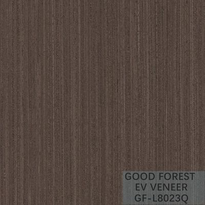 Ausgeführte Wenge-Furniere ordneten dunkle Furnierholz-Blätter neu an