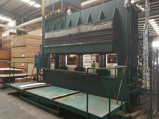 Top A Verarbeitung von Holz Veneer gewaschen Schwarz Apricot Krone Korn Dunkle Farbe Für Hotel Schrank Dekoration