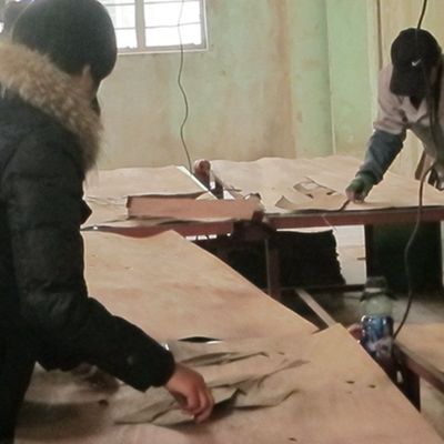 Künstliches Aprikosen-Furnierholz X0113 fertigte Länge 3050mm besonders an, die Squarter gerades Korn für fantastisches Sperrholz China macht schnitt