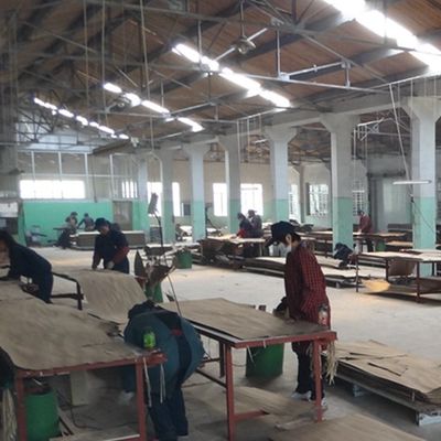 High-End Custom MPF-X8033 Technisches Holz Veneer Ahorn Figured Korndicke kann angepasst werden Service