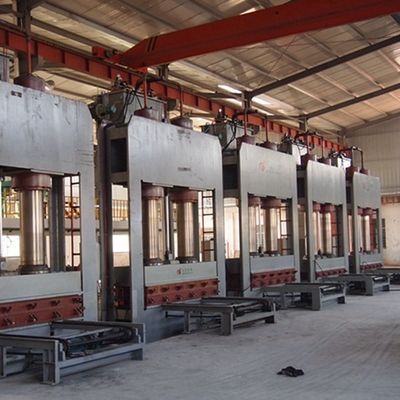 Exotisches ausgeführtes Ahorn dargestelltes Furnierholz X6223 unregelmäßige Beschaffenheit gefärbtes Grey Color Good Supply Capacity von China