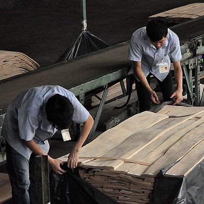Flache geschnittene Krone schnitt natürlichen Cherry Wood Veneer 0.15-0.5mm für Platte und Möbel-Gesicht