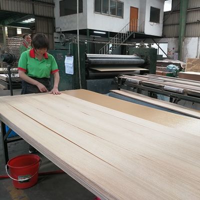 Basis MDF/Spanplatte/Spanplatten-basiertes Gremium Makore-Furnierholz 2440x1220mm