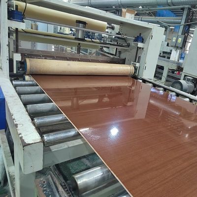 Gegenübergestelltes natürliches Hickory-Furnierholz-spezielles zweifarbiges gerades Korn 2440/2745mm