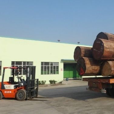 Grau gefärbtes, technisches Holzfurnier 3100mm für Türverkleidungen GW-X0133