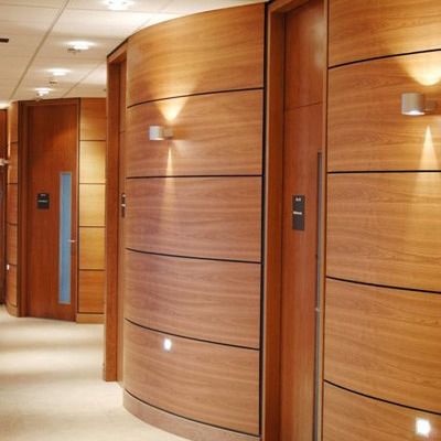 Natürliche amerikanische Kirschholz Veneerschicht Flachschnitt 2200-3200mm Normalgröße Für Möbeldekoration