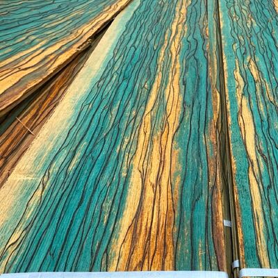 Öko-pflanzlich gefärbte Naturholzfolie, lebendige farbenfrohe irisende Holzfolie, nachhaltige dekorative Folie für Innenarchitekturprojekte 0,5 mm