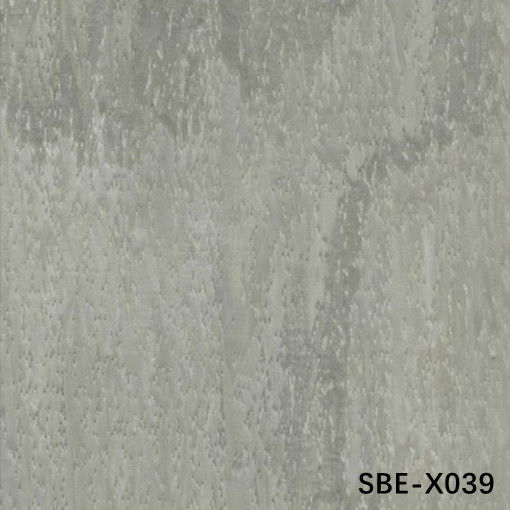 Graue Farbe 0,30 mm Dicke Holzfurnier für Innenräume