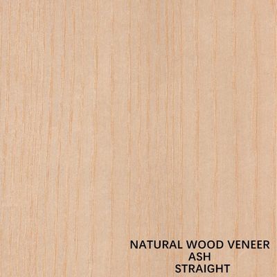 Natürliche weiße Asche Holz Veneer Viertelschnitt Gerade Kornlänge 2050-3200mm Für Möbel und Tür