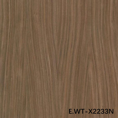 High-End-Werkholzfurniere Europäische Walnuss E.WT-X2233N Viertelschnitt Gerade Korn 0,6mm Für Auto-Interieur OEM
